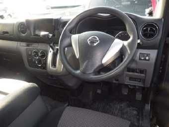 NISSAN NV350 CARAVAN 2014 Image 6