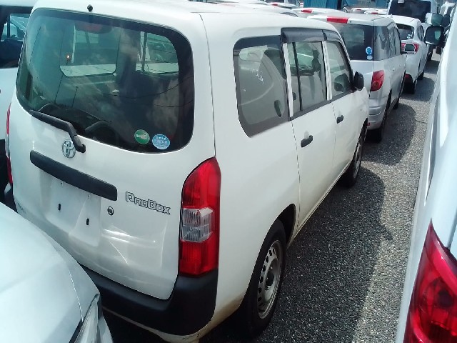 TOYOTA PROBOX 2017 Image 24