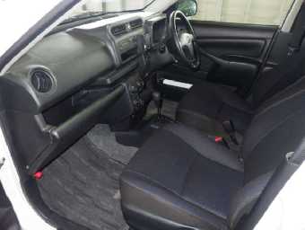 TOYOTA PROBOX 2017 Image 8