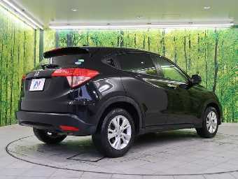 HONDA VEZEL 2017 Image 2