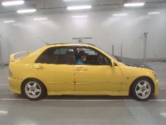 TOYOTA ALTEZZA 1998 Image 3