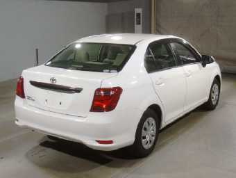 TOYOTA COROLLA AXIO 2017 Image 2