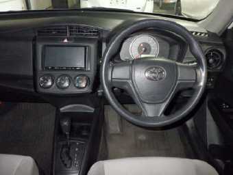 TOYOTA COROLLA AXIO 2017 Image 6