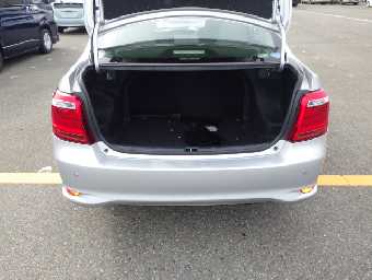 TOYOTA COROLLA AXIO 2015 Image 6