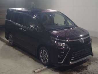 TOYOTA VOXY 2017 Image 3