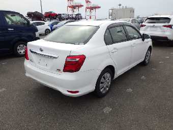 TOYOTA COROLLA AXIO 2017 Image 10