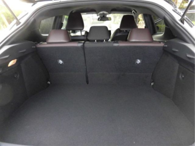 TOYOTA C-HR 2019 Image 34