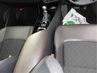 TOYOTA C-HR 2019 Image 43