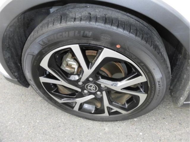 TOYOTA C-HR 2019 Image 53