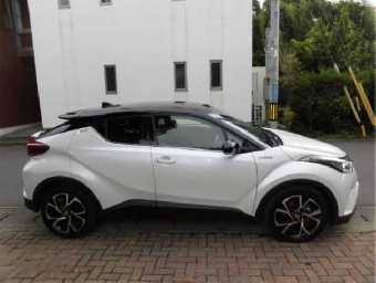 TOYOTA C-HR 2019 Image 8