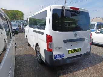 NISSAN NV350 CARAVAN 2017 Image 4