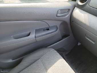 NISSAN NV350 CARAVAN 2017 Image 10