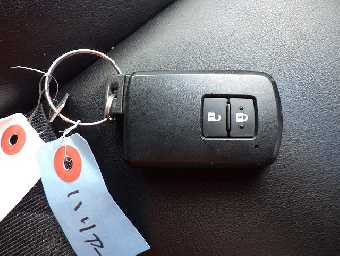 TOYOTA HARRIER 2017 Image 8