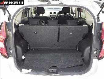 NISSAN NOTE 2017 Image 9