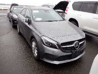 MERCEDES BENZ A CLASS 2017 Image 14