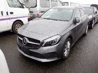 MERCEDES BENZ A CLASS 2017 Image 15