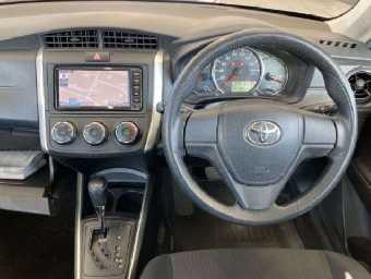 TOYOTA COROLLA FIELDER 2017 Image 6