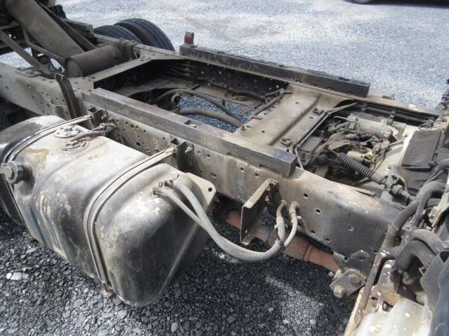 ISUZU ELF DUMP TRUCK 2002 Image 19