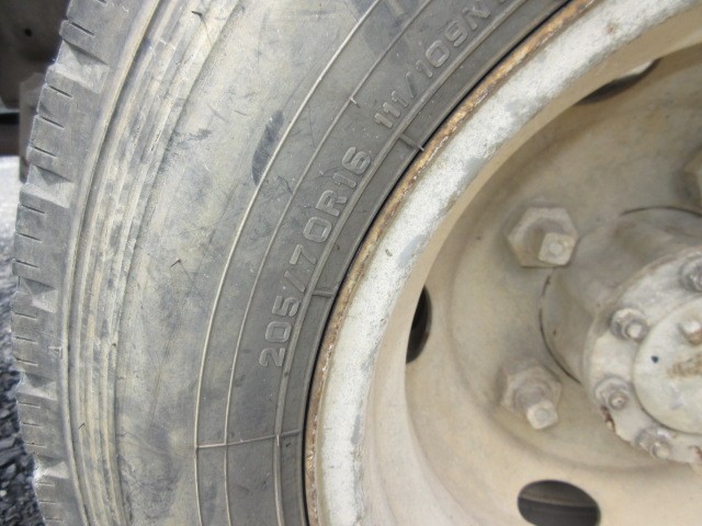 ISUZU ELF DUMP TRUCK 2002 Image 27