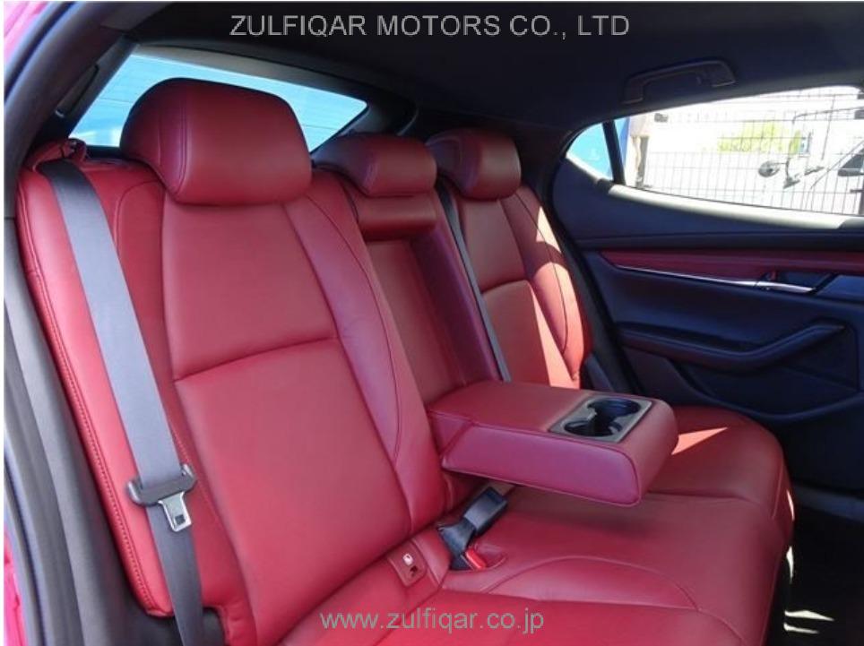MAZDA MAZDA3 2019 Image 12