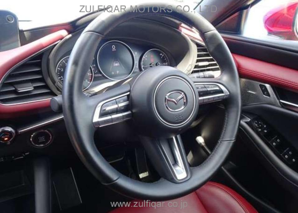 MAZDA MAZDA3 2019 Image 6