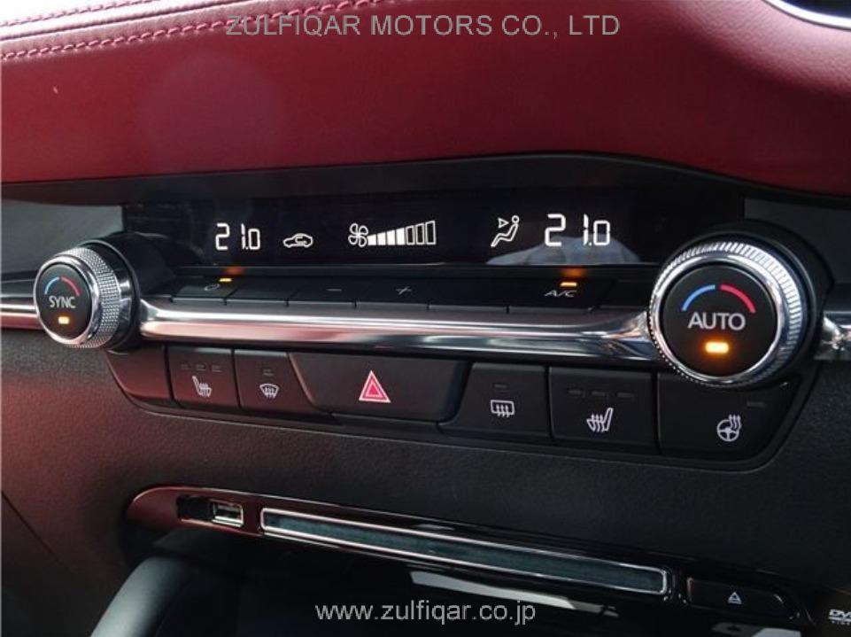 MAZDA MAZDA3 2019 Image 10