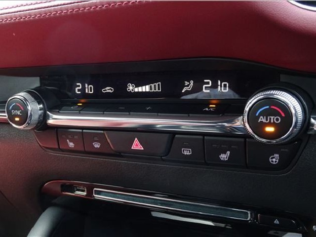 MAZDA MAZDA3 FASTBACK 2019 Image 25