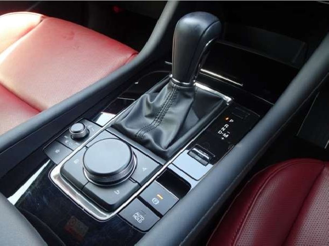 MAZDA MAZDA3 FASTBACK 2019 Image 26