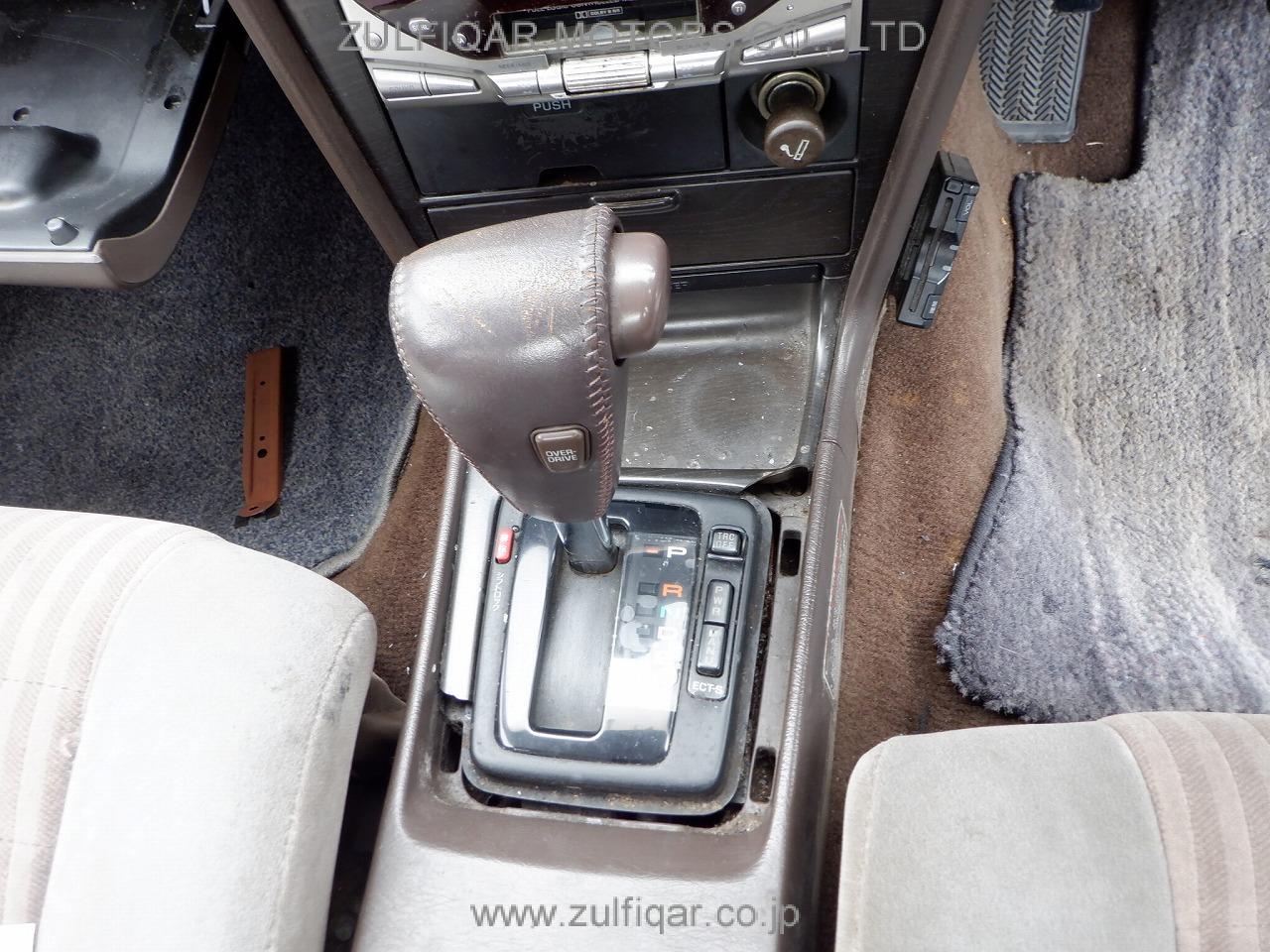 TOYOTA CRESTA 1991 Image 12