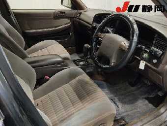 TOYOTA CRESTA 1991 Image 3