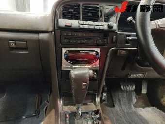 TOYOTA CRESTA 1991 Image 7