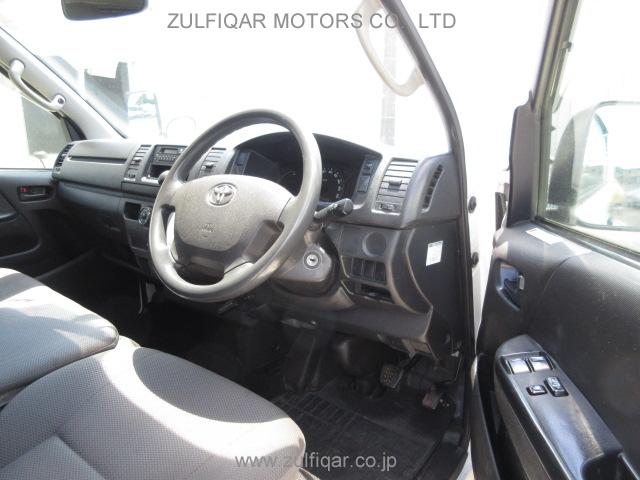 TOYOTA HIACE 2017 Image 5
