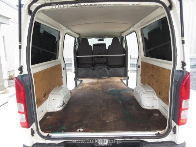 TOYOTA HIACE 2017 Image 10