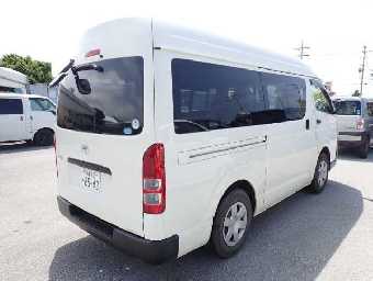 TOYOTA HIACE 2016 Image 2