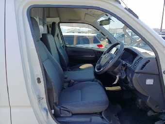 TOYOTA HIACE 2016 Image 12