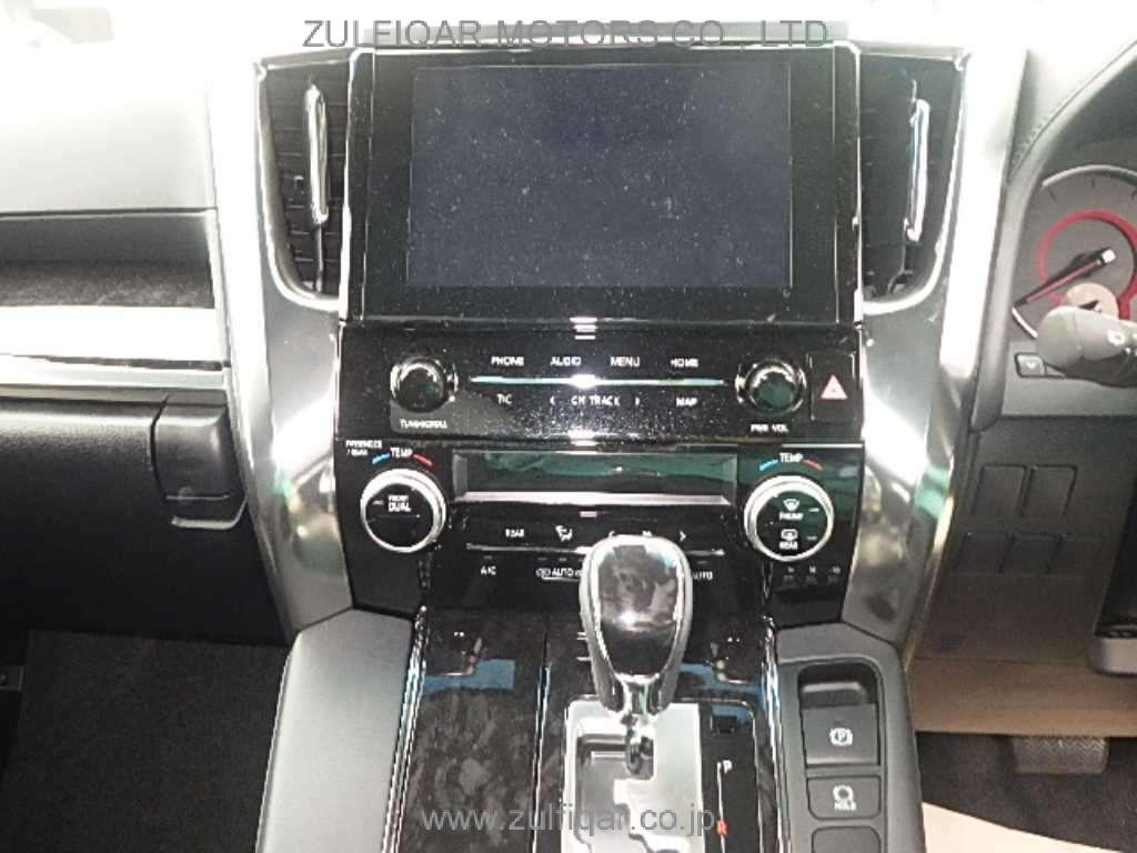 TOYOTA ALPHARD 2021 Image 10