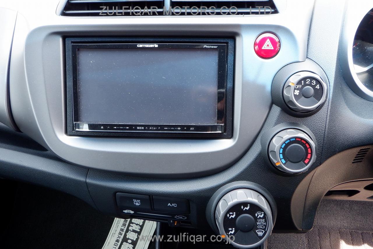 HONDA FIT 2011 Image 8