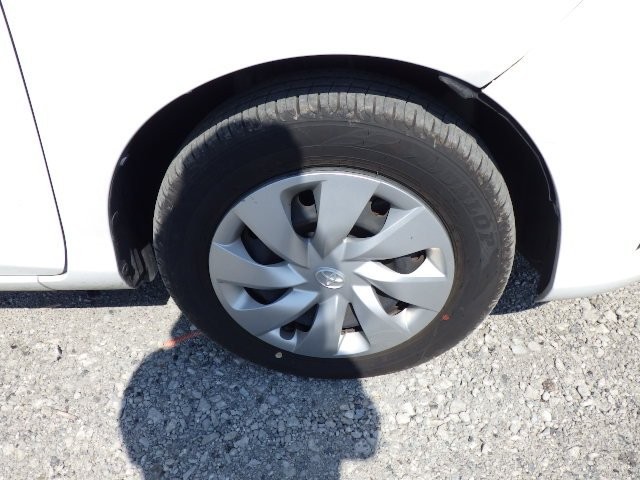 TOYOTA VITZ 2017 Image 26