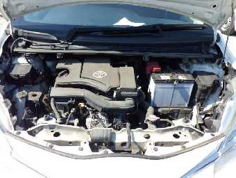 TOYOTA VITZ 2017 Image 23