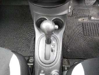 NISSAN NOTE 2017 Image 9