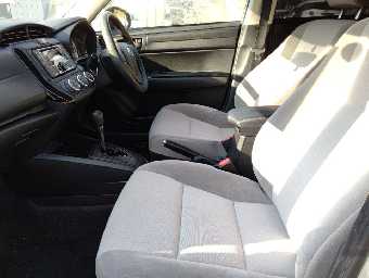 TOYOTA COROLLA AXIO 2017 Image 10