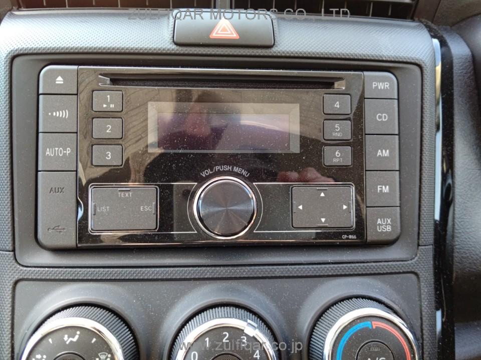 TOYOTA COROLLA AXIO 2017 Image 6