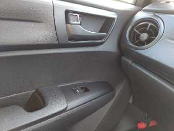 TOYOTA COROLLA AXIO 2017 Image 8