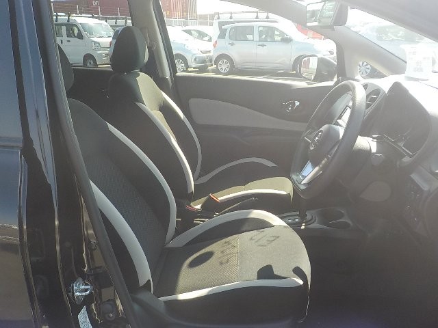 NISSAN NOTE 2018 Image 21