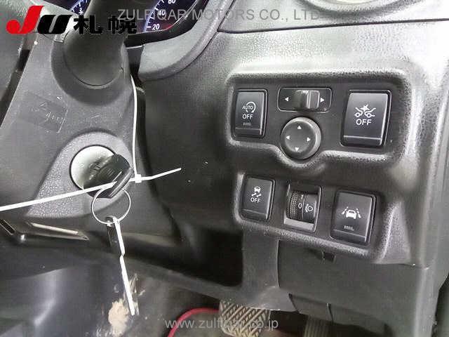 NISSAN NOTE 2017 Image 4