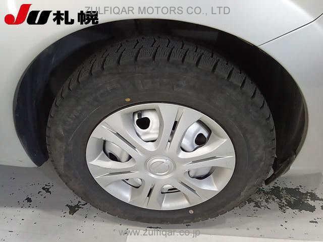 NISSAN NOTE 2017 Image 9