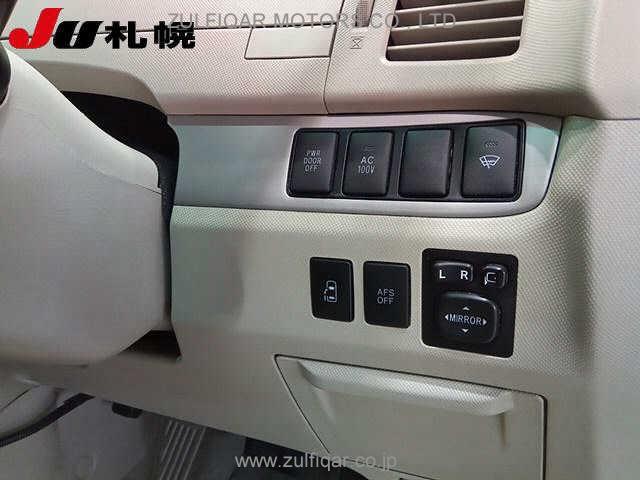 TOYOTA ESTIMA HYBRID 2010 Image 4