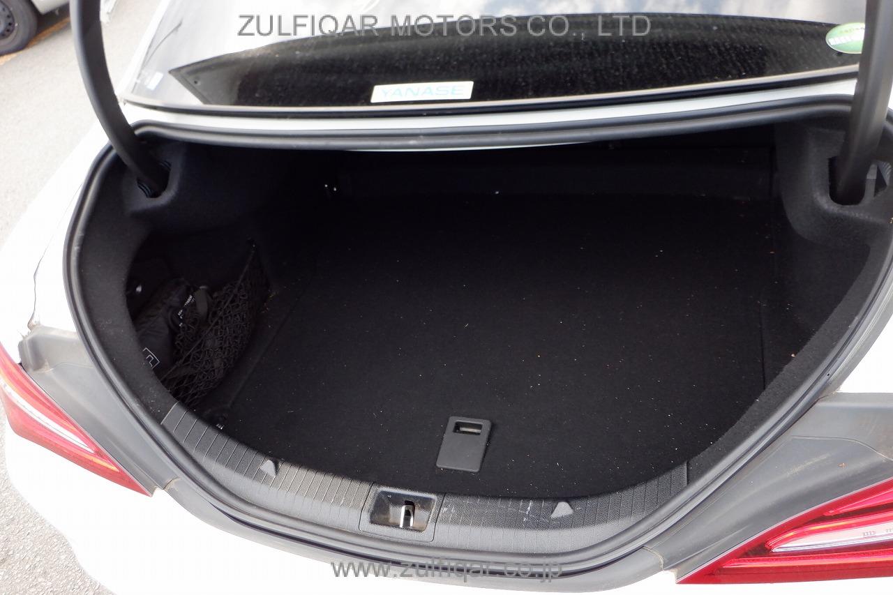 MERCEDES BENZ CLA CLASS 2017 Image 12