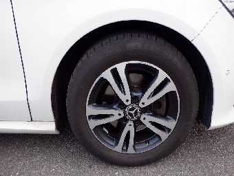 MERCEDES BENZ CLA CLASS 2017 Image 17