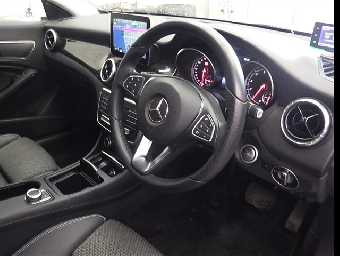 MERCEDES BENZ CLA CLASS 2017 Image 4